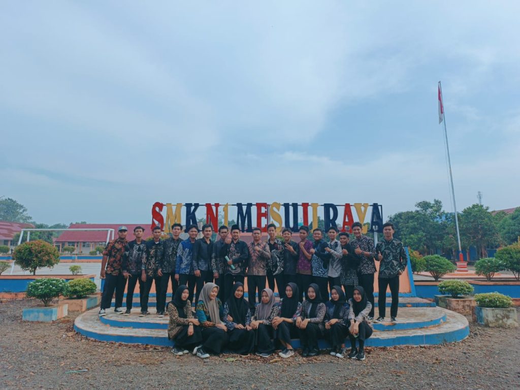 Hari Batik Nasional